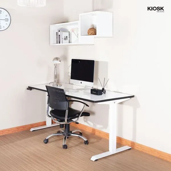 Electric Adjustable Desk 180 cm.