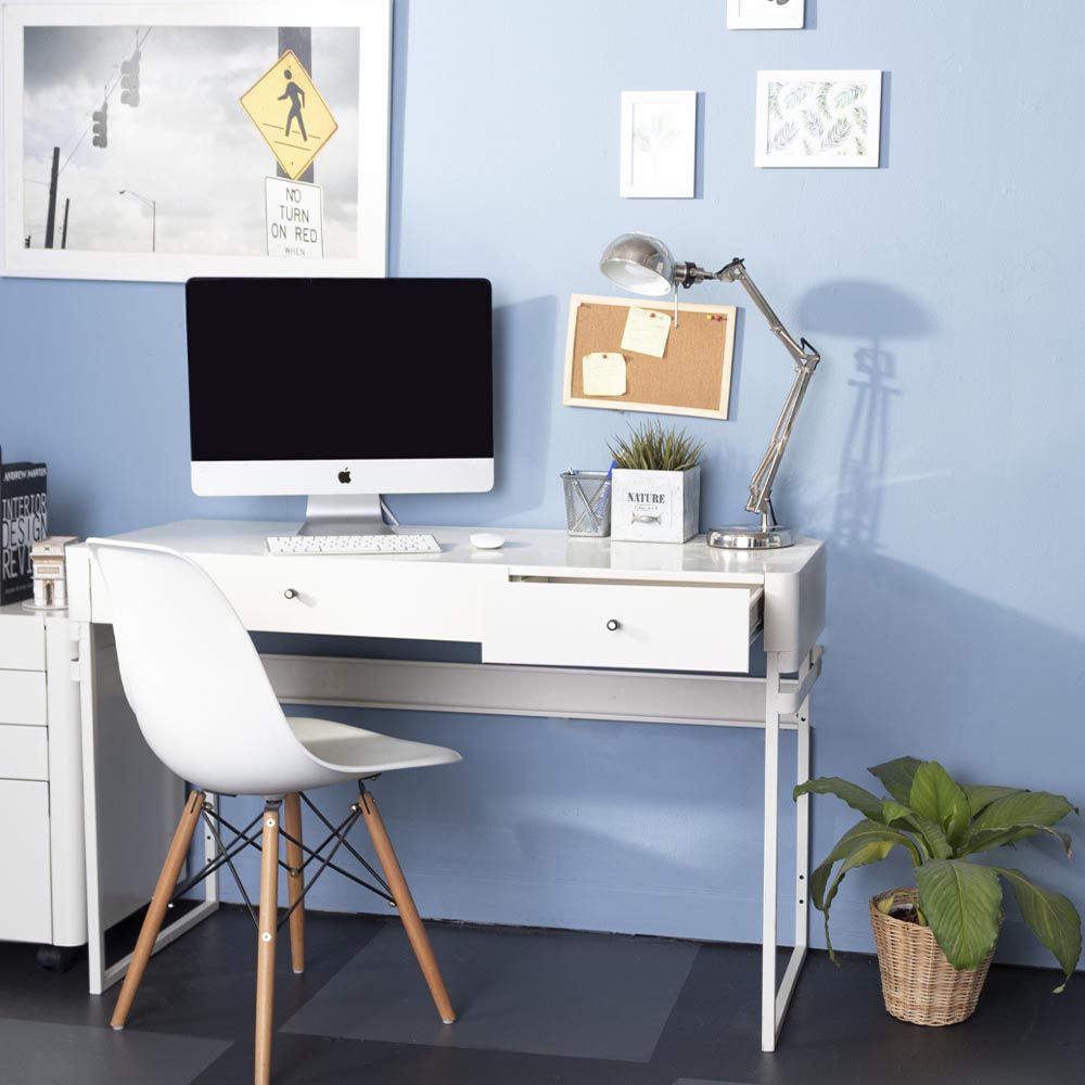  Desk with 2 drawers